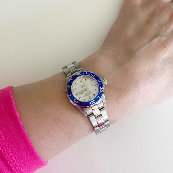 Invicta Pro Diver Professional Quartz 200M 14125 - Picture 2 of 6